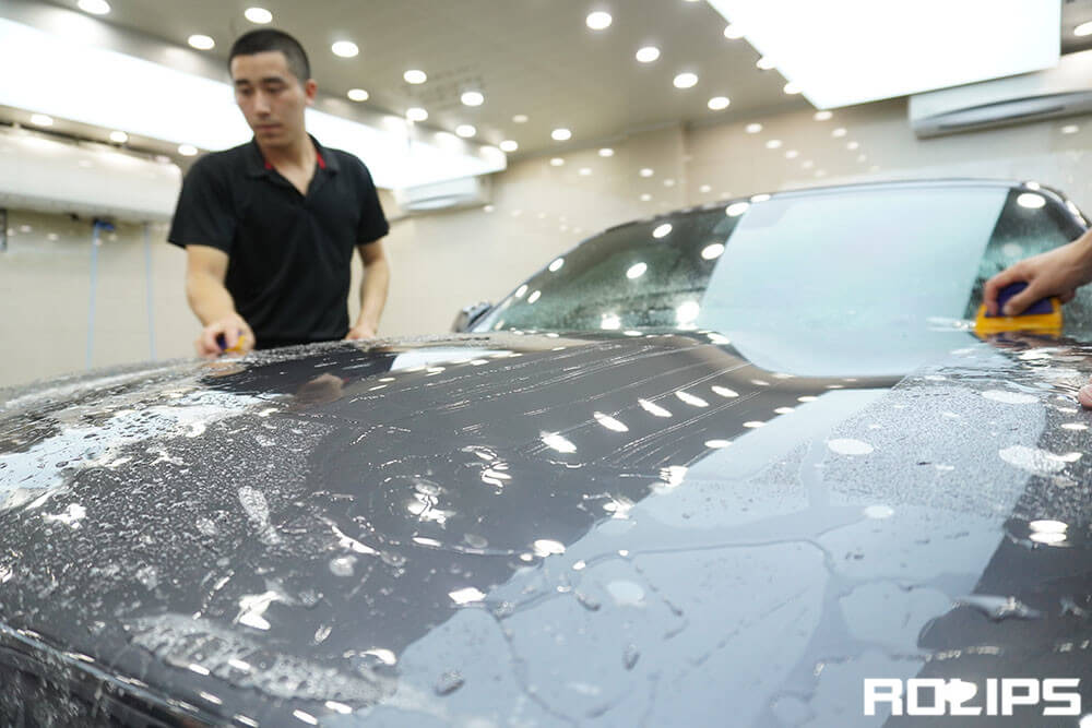 車衣怎么貼？汽車貼車衣詳細(xì)步驟流程教程（8）