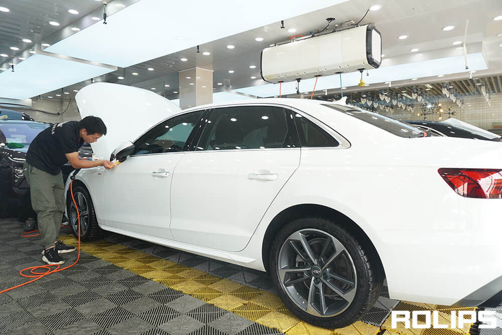 汽車貼一套隱形車衣的價格大概是多少？