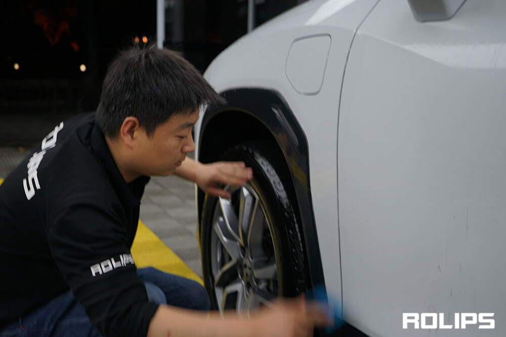 汽車要貼ROLIPS隱形車衣嗎？
