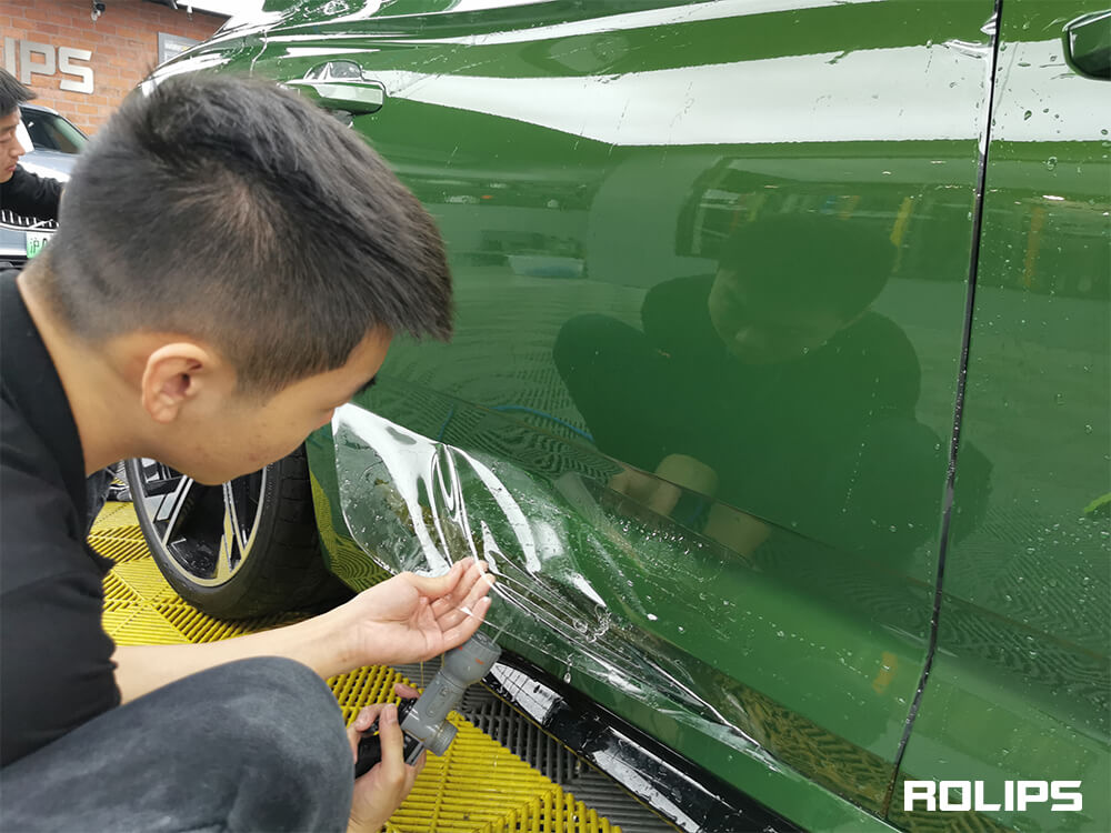 剛貼的隱形車(chē)衣可以直接跑高速么？多久可以行使？（4）
